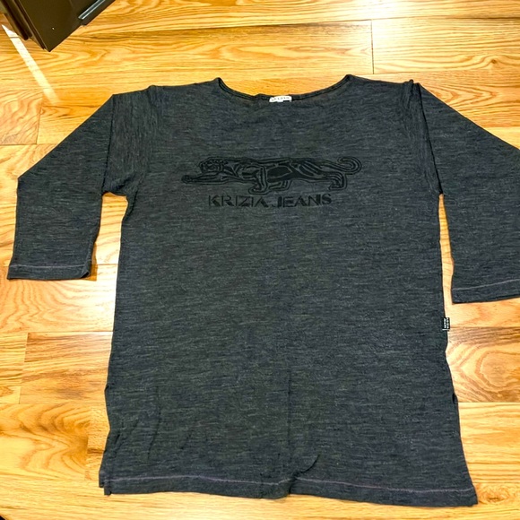 Sheer flowy top - Picture 1 of 6